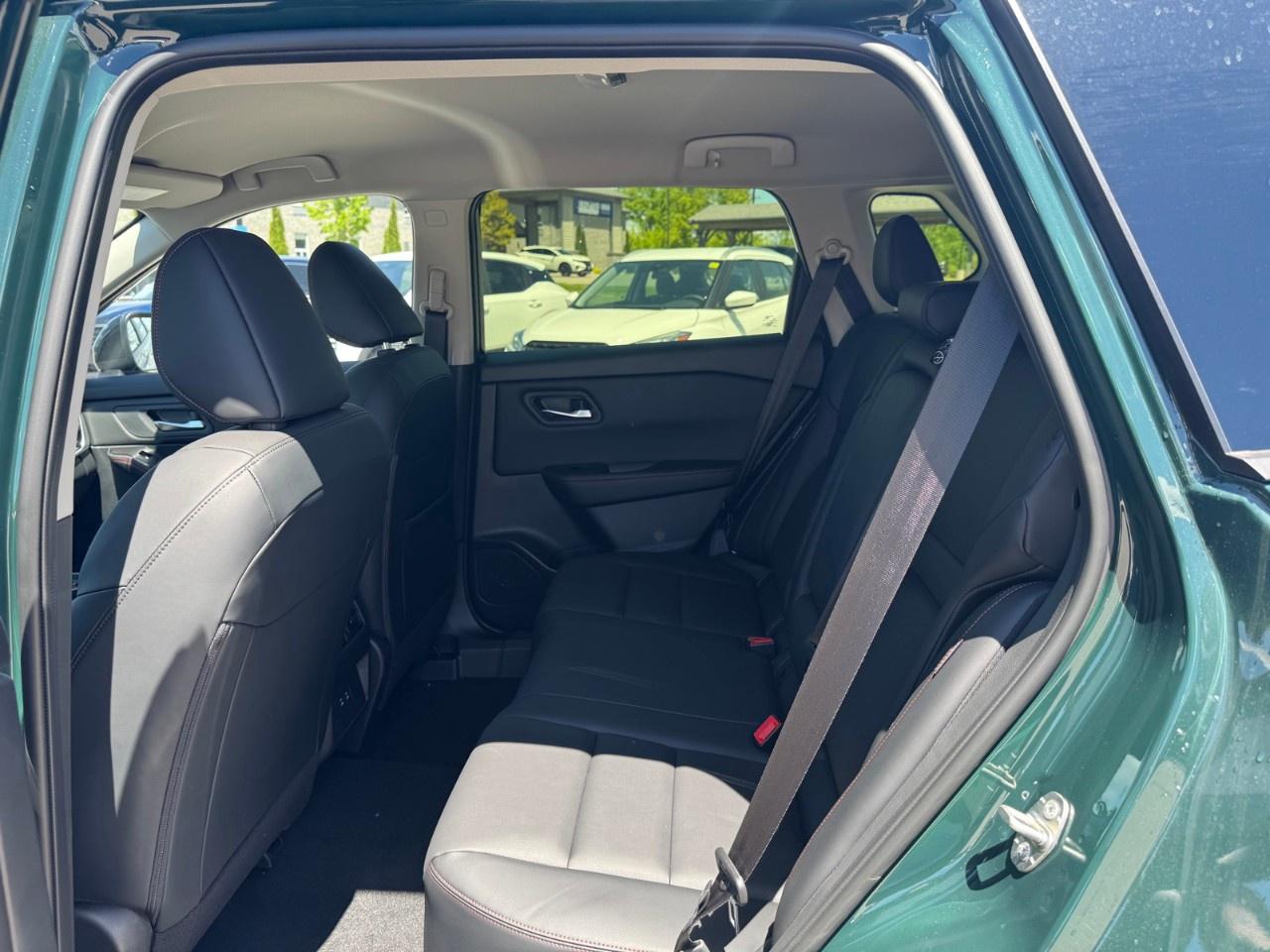 2026 Nissan Rogue AWD Rock Creek Photo