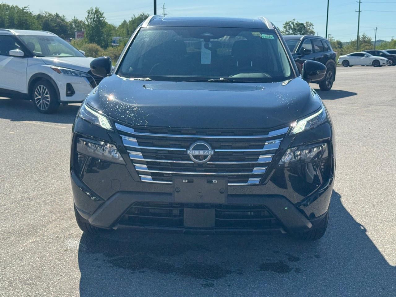 2026 Nissan Rogue AWD SV Moonroof Photo