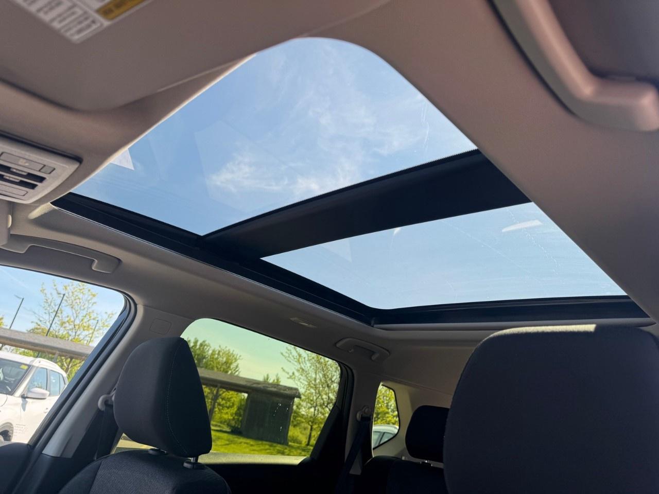 2026 Nissan Rogue AWD SV Moonroof Photo