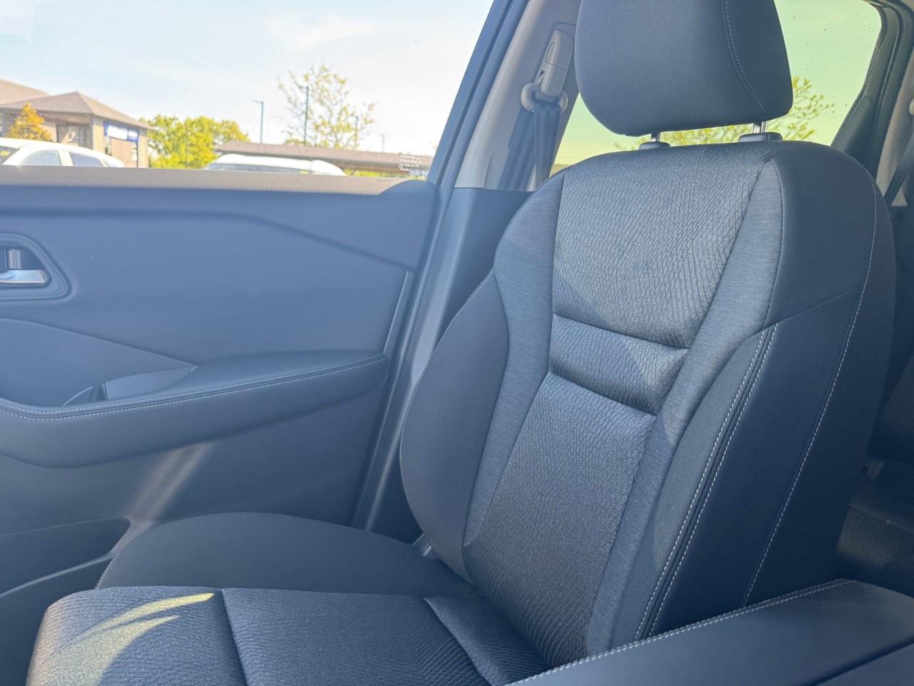 2026 Nissan Rogue AWD SV Moonroof Photo