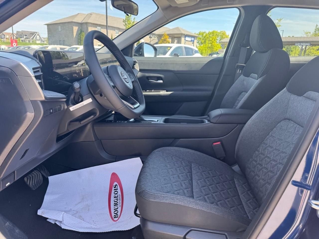 2026 Nissan Kicks SV AWD Photo