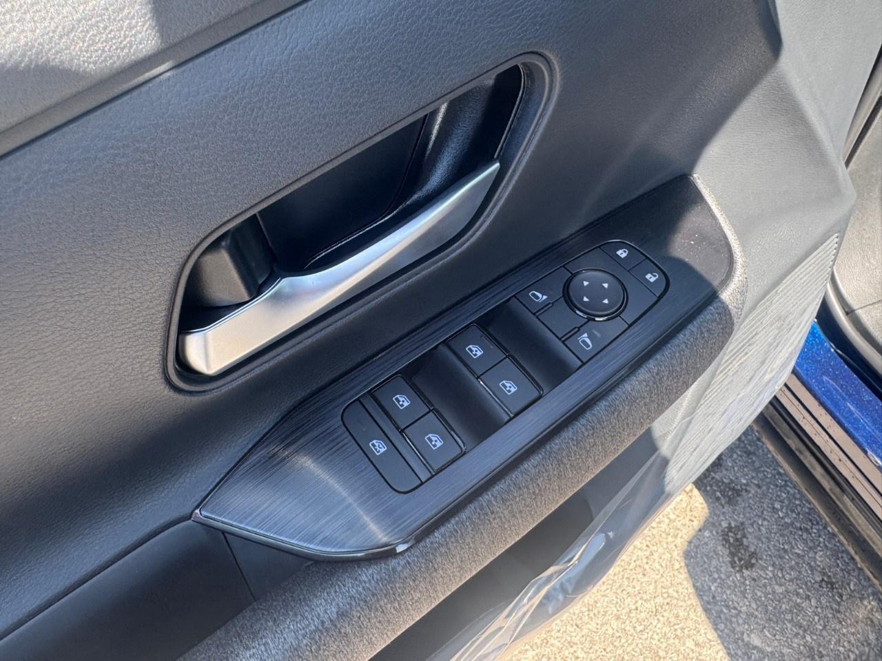 2026 Nissan Kicks SV AWD Photo
