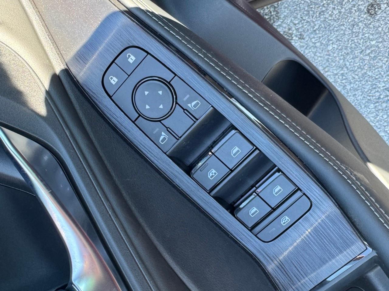 2026 Nissan Rogue AWD SV Moonroof Photo