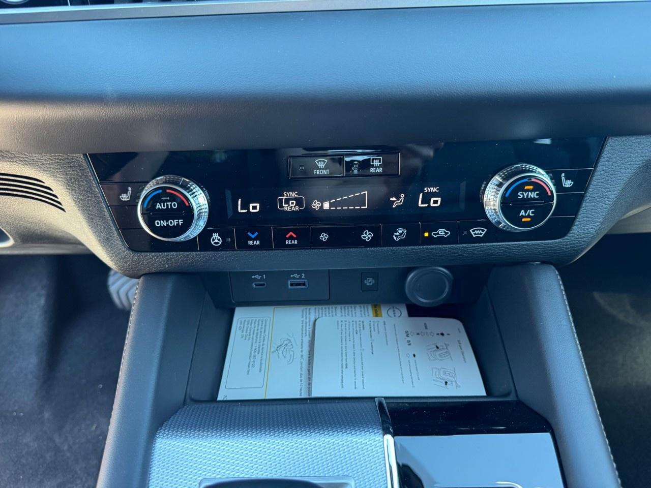 2026 Nissan Rogue Plug-In Hybrid AWD Platinum Photo