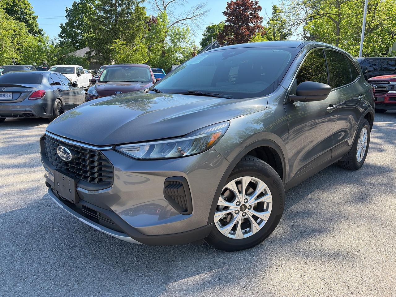 2023 Ford Escape Active AWD Photo0