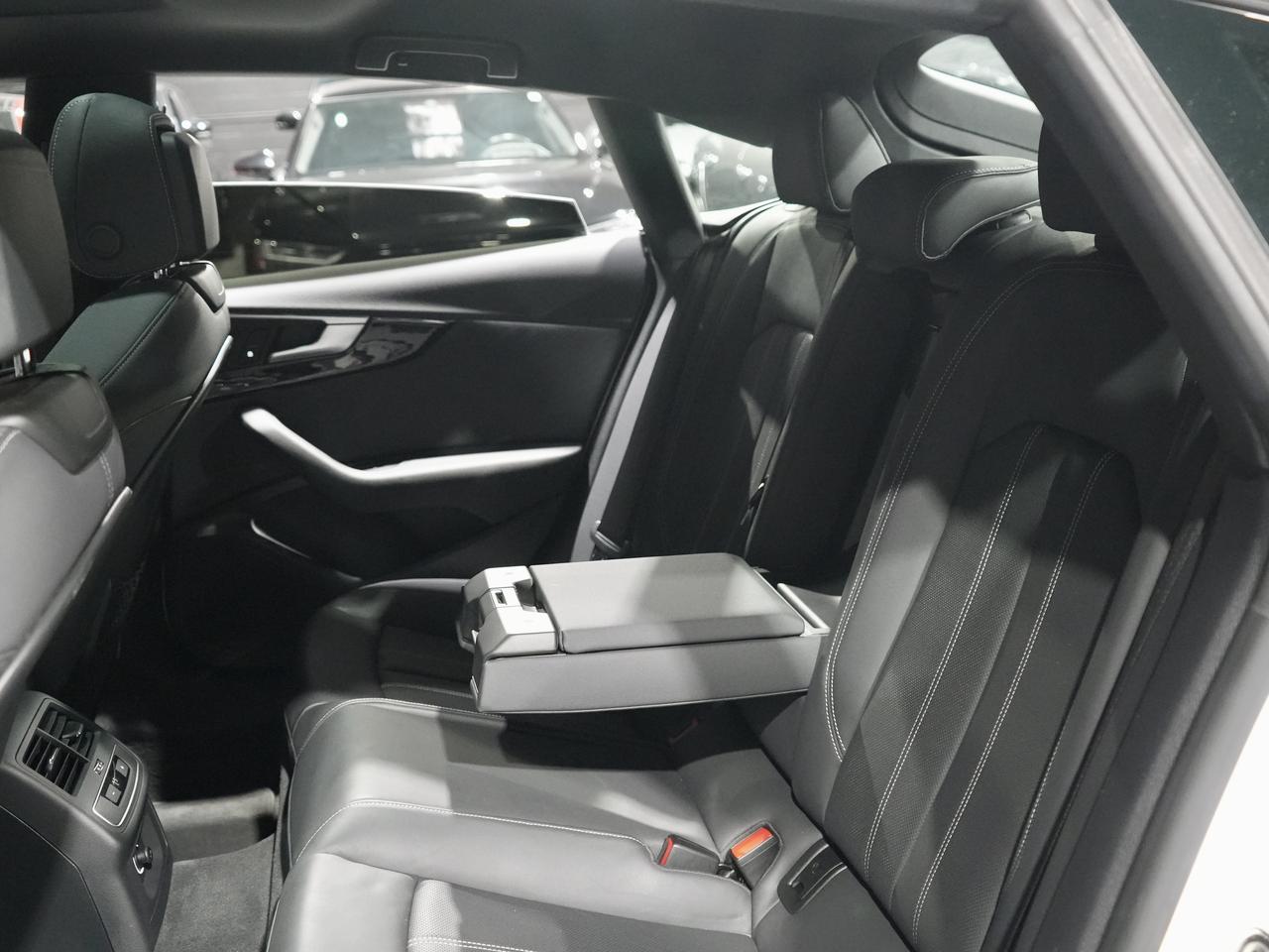 2020 Audi A5 Sportback Progressiv S LINE| ROOF| DRIVE ASSIST| NAV|CARPLAY Photo