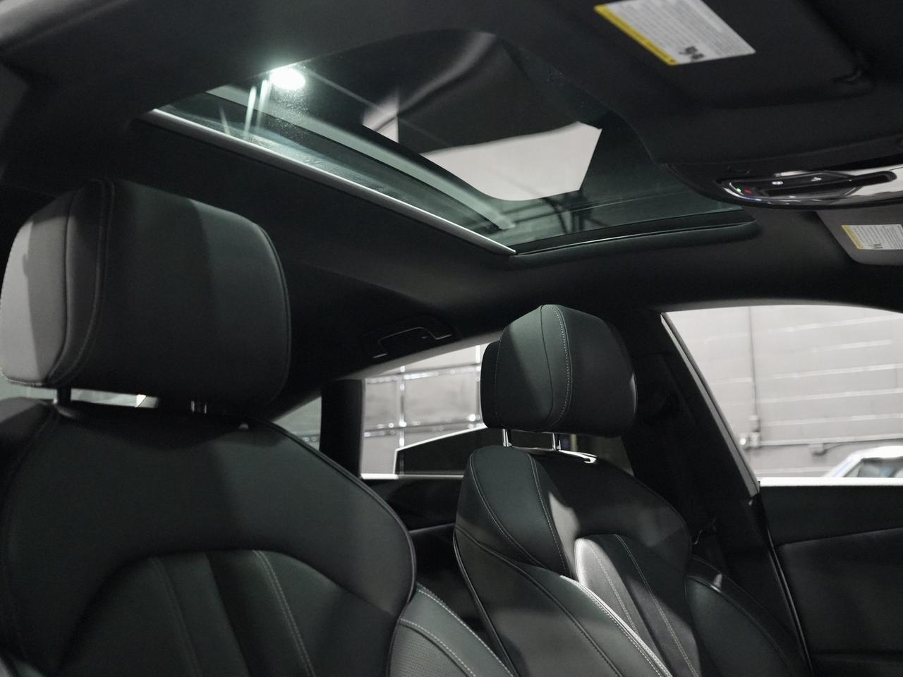 2020 Audi A5 Sportback Progressiv S LINE| ROOF| DRIVE ASSIST| NAV|CARPLAY Photo