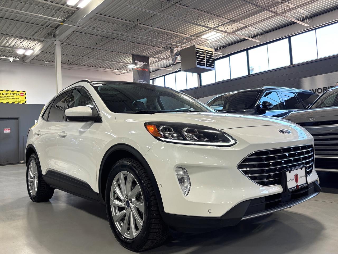 2021 Ford Escape Titanium Hybrid|AWD|NAV|CREAMLEATHER|WOOD|BOAUDIO| Photo
