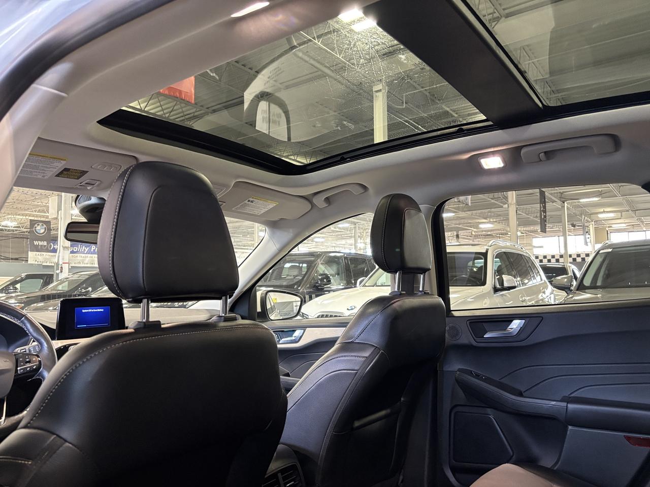 2021 Ford Escape Titanium Hybrid|AWD|NAV|CREAMLEATHER|WOOD|BOAUDIO| Photo