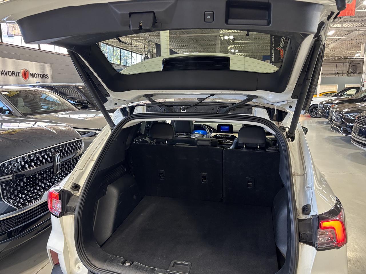 2021 Ford Escape Titanium Hybrid|AWD|NAV|CREAMLEATHER|WOOD|BOAUDIO| Photo