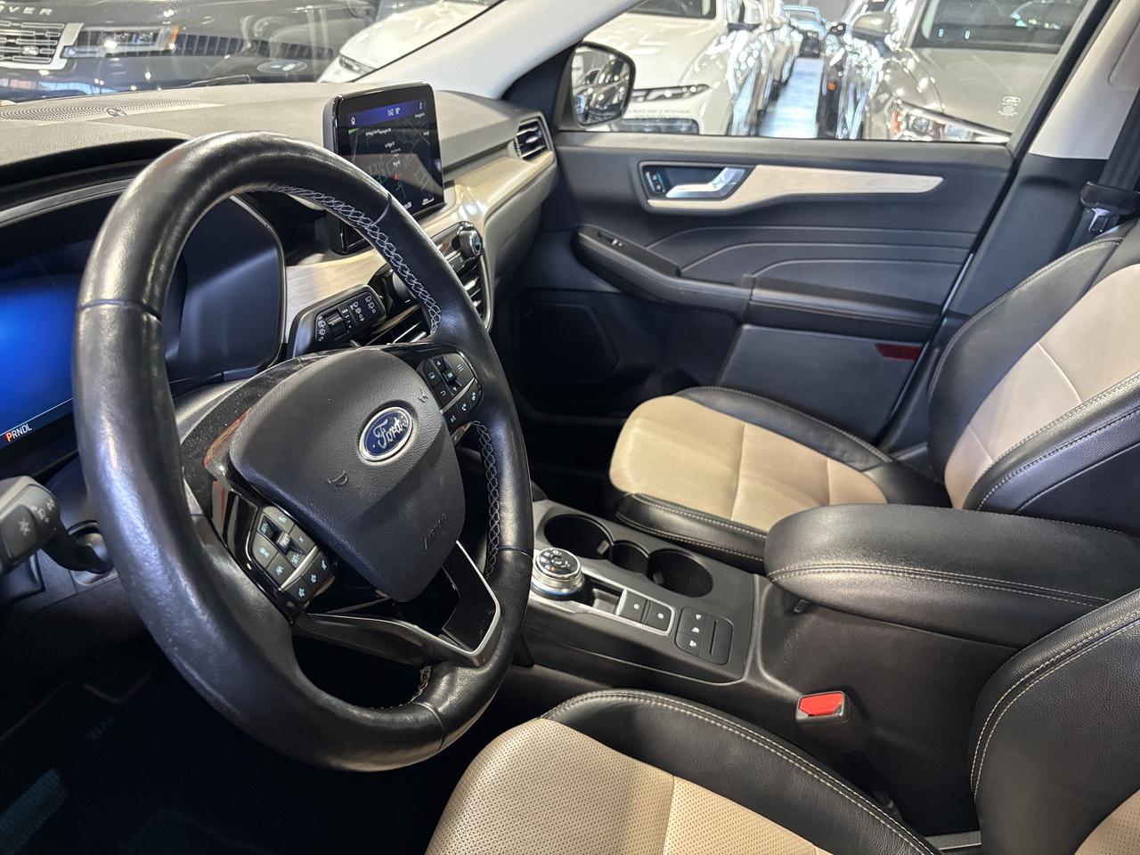 2021 Ford Escape Titanium Hybrid|AWD|NAV|CREAMLEATHER|WOOD|BOAUDIO| Photo