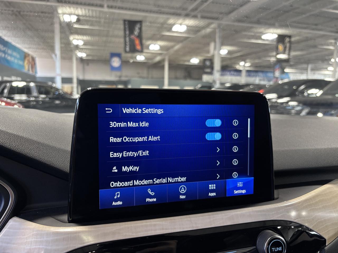 2021 Ford Escape Titanium Hybrid|AWD|NAV|CREAMLEATHER|WOOD|BOAUDIO| Photo