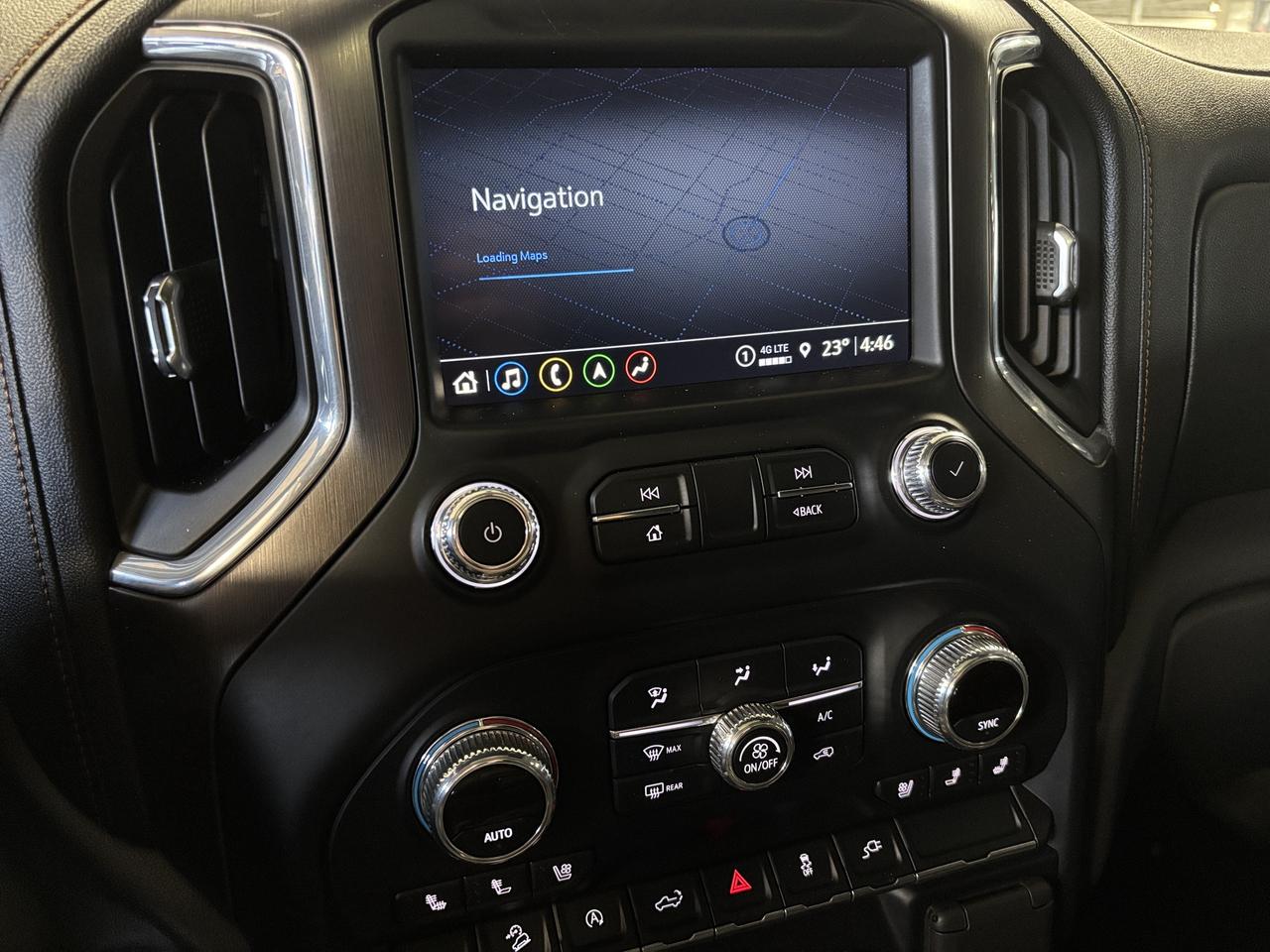 2021 GMC Sierra 1500 AT4 AWD|CREW|V8|NAV|BOSE|LEATHER|FUELRIMS|SUNROOF| Photo