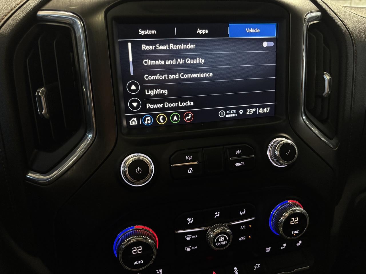 2021 GMC Sierra 1500 AT4 AWD|CREW|V8|NAV|BOSE|LEATHER|FUELRIMS|SUNROOF| Photo