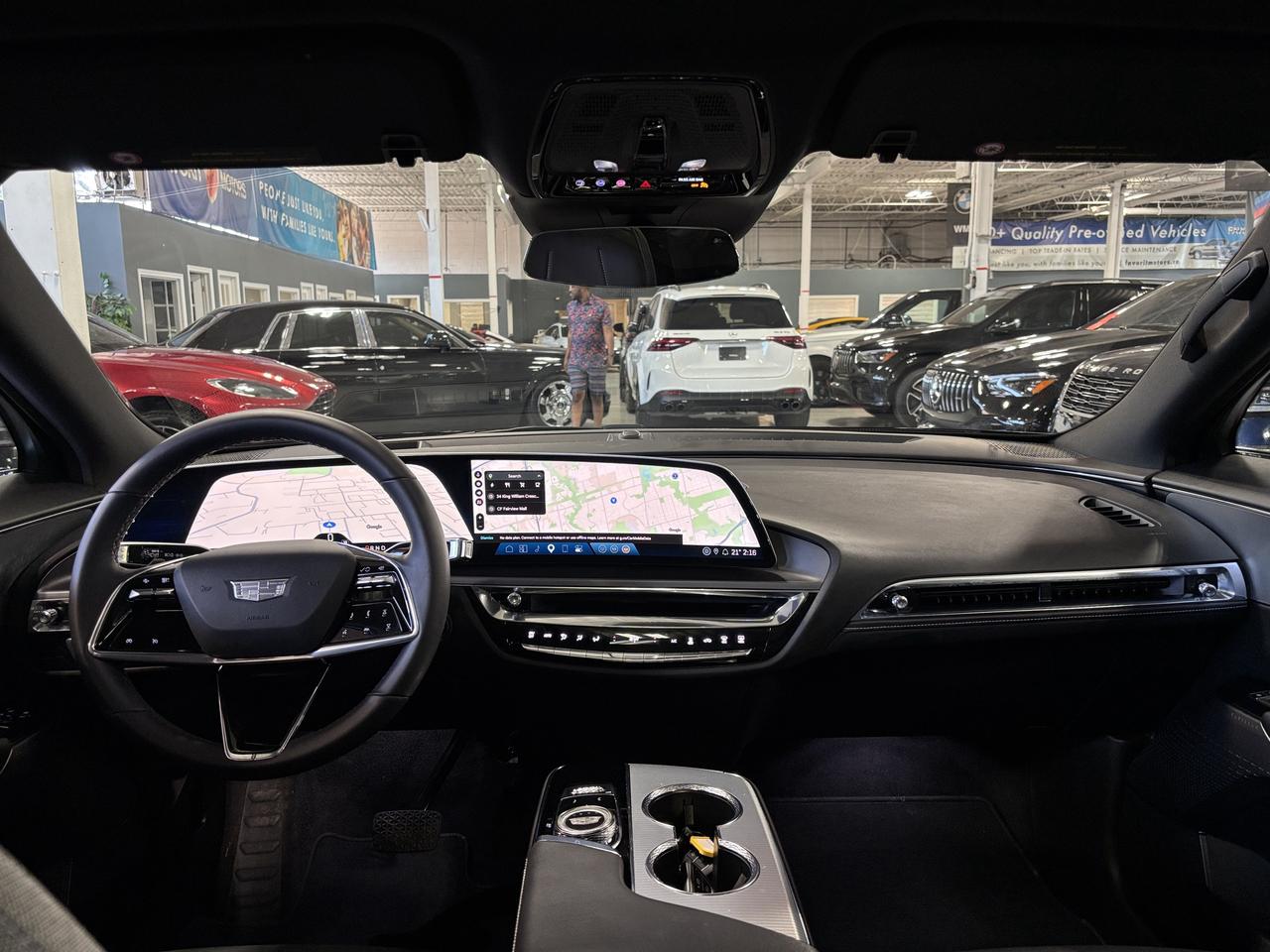 2024 Cadillac LYRIQ 450E|1SA|TECH|RWD|CLUSTERNAV|LEATHER|FULLGLASSROOF Photo