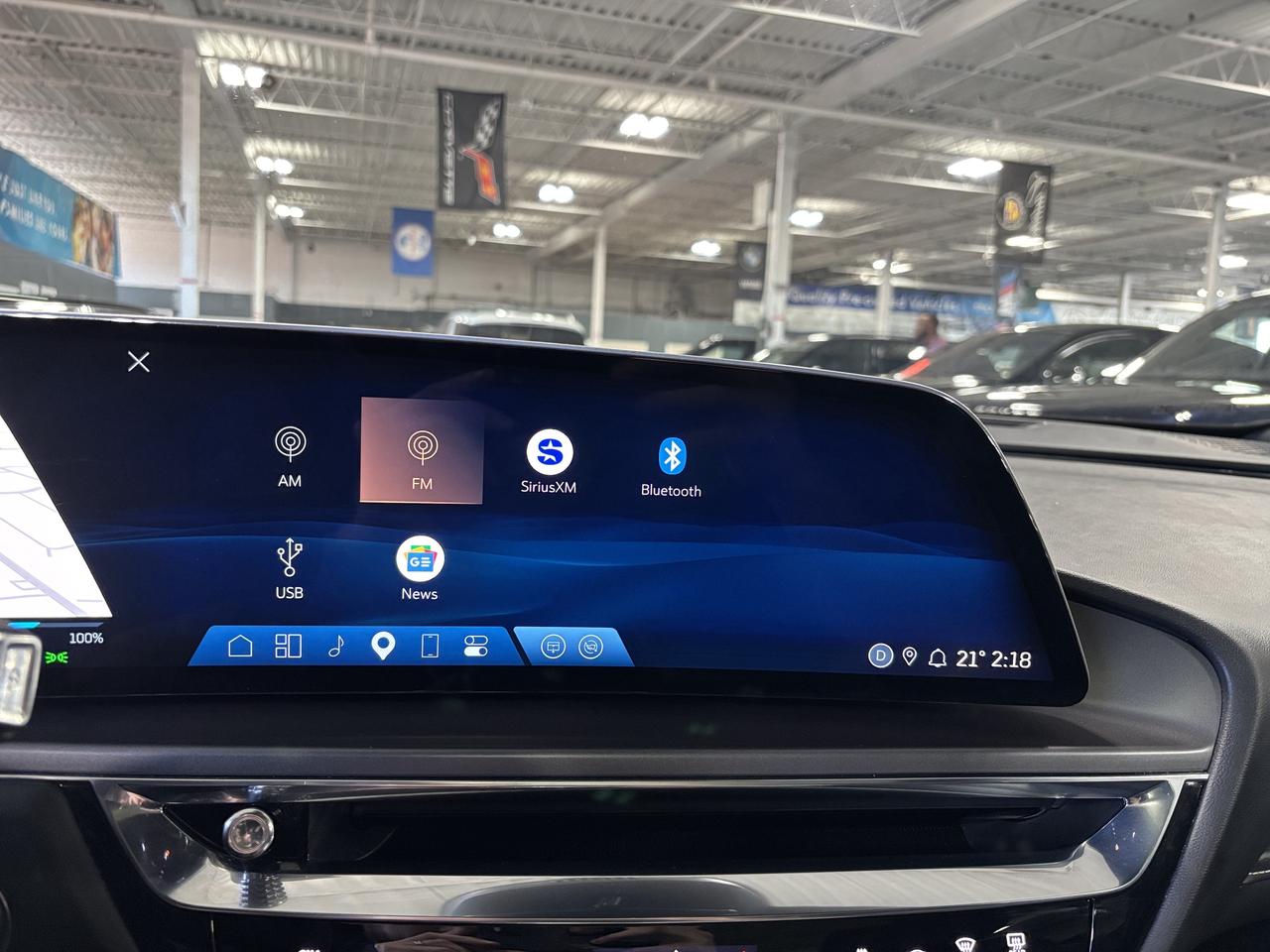 2024 Cadillac LYRIQ 450E|1SA|TECH|RWD|CLUSTERNAV|LEATHER|FULLGLASSROOF Photo