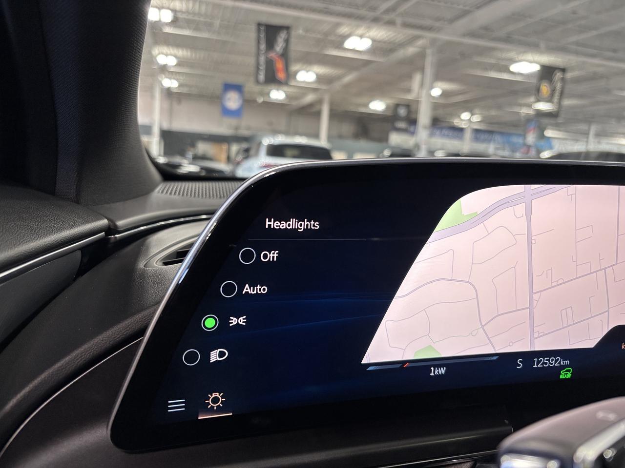 2024 Cadillac LYRIQ 450E|1SA|TECH|RWD|CLUSTERNAV|LEATHER|FULLGLASSROOF Photo