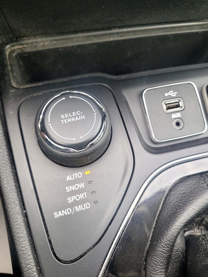 14158042