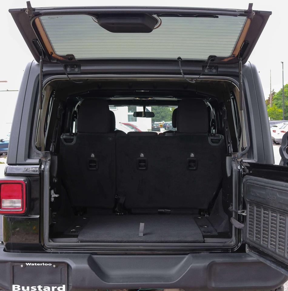 2019 Jeep Wrangler Unlimited Sport 4x4 | REMOTE START | TRAILER HITCH | Photo