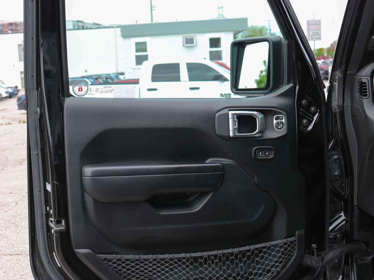 2019 Jeep Wrangler Unlimited Sport 4x4 | REMOTE START | TRAILER HITCH | Photo