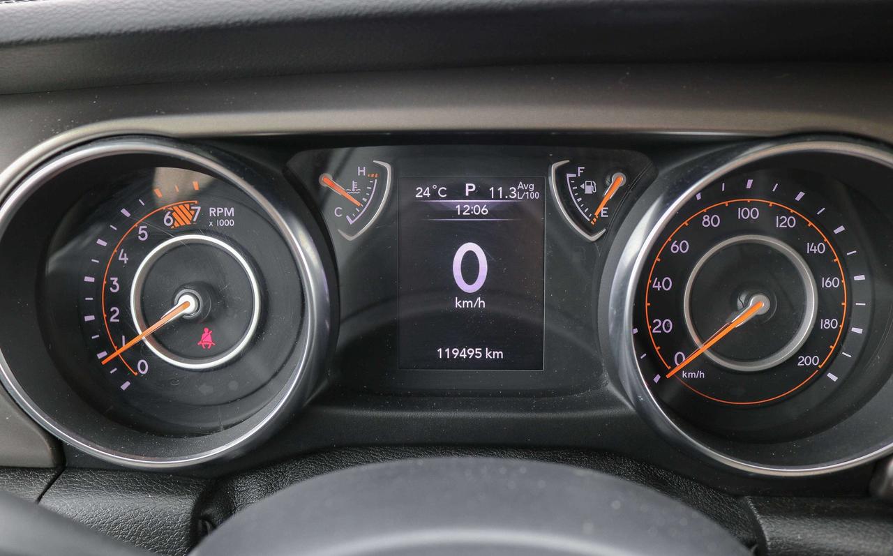 2019 Jeep Wrangler Unlimited Sport 4x4 | REMOTE START | TRAILER HITCH | Photo