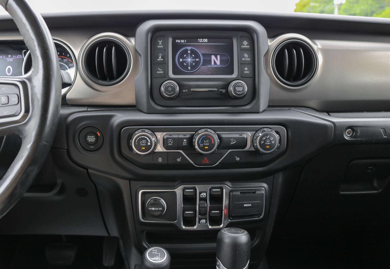 2019 Jeep Wrangler Unlimited Sport 4x4 | REMOTE START | TRAILER HITCH | Photo