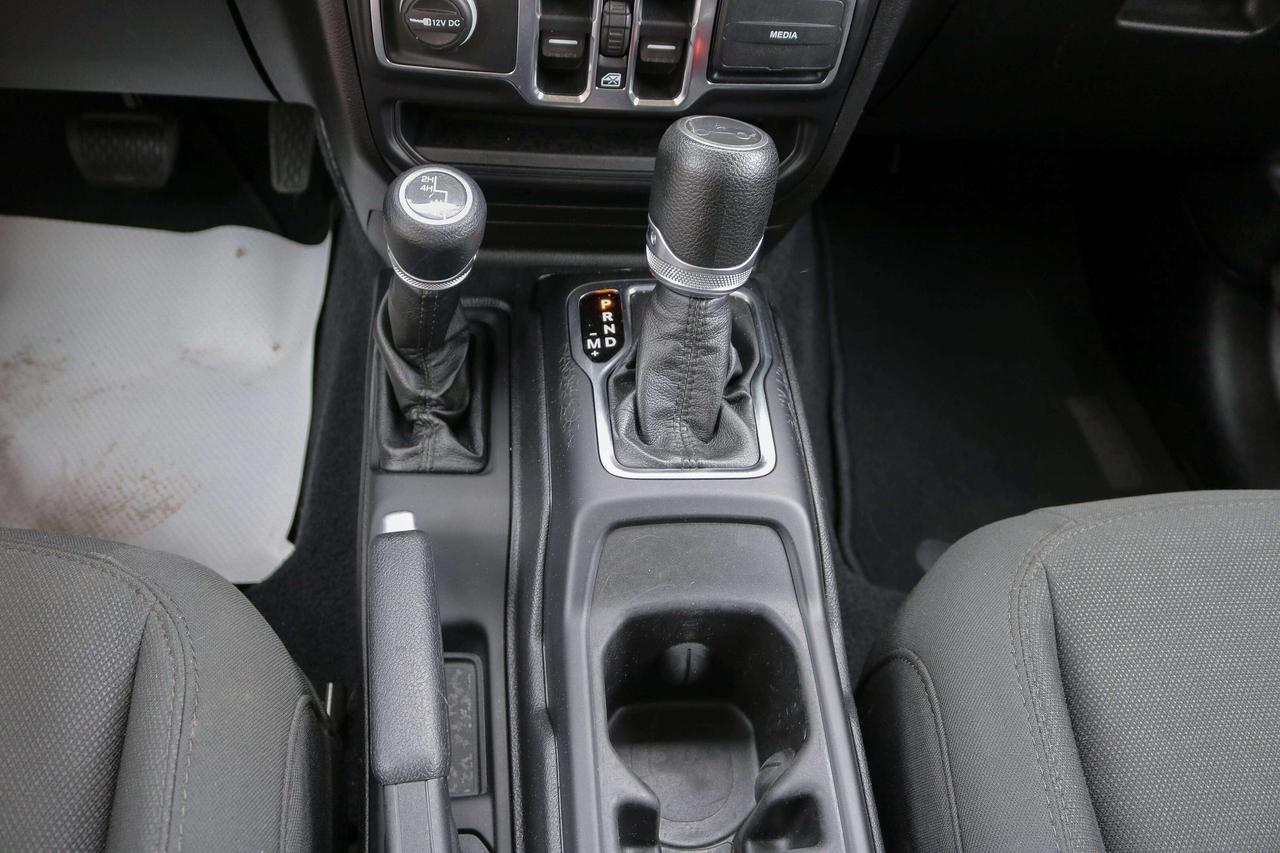 2019 Jeep Wrangler Unlimited Sport 4x4 | REMOTE START | TRAILER HITCH | Photo