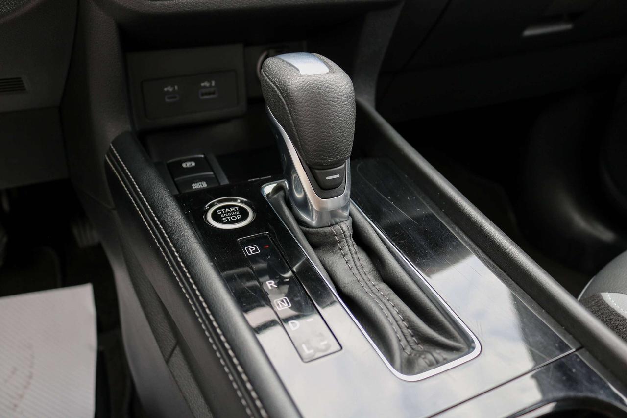 2024 Nissan Kicks SR FWD | 1 KEY | HEATED SEATS | REMOTE START | Photo
