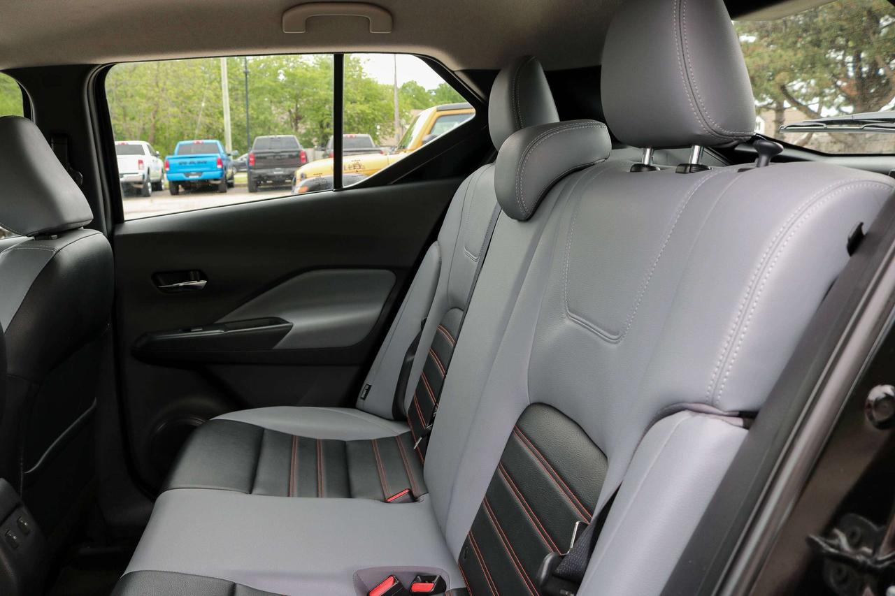 2024 Nissan Kicks SR FWD | 1 KEY | HEATED SEATS | REMOTE START | Photo