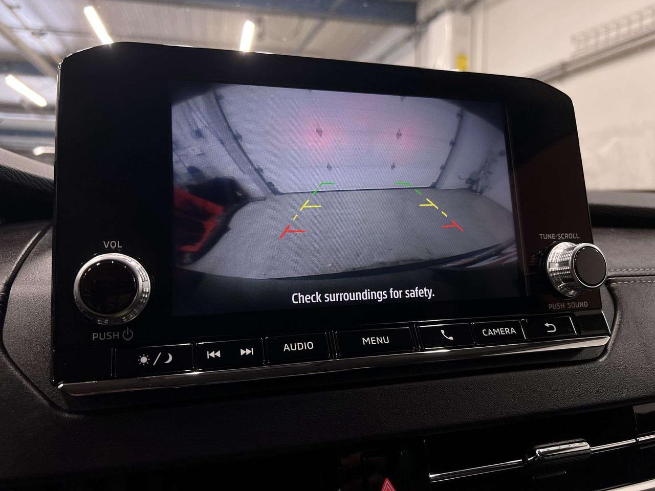 2024 Mitsubishi Outlander AWD | 7-PASS | HTD SEATS | CARPLAY | ALLOYS | A/C Photo