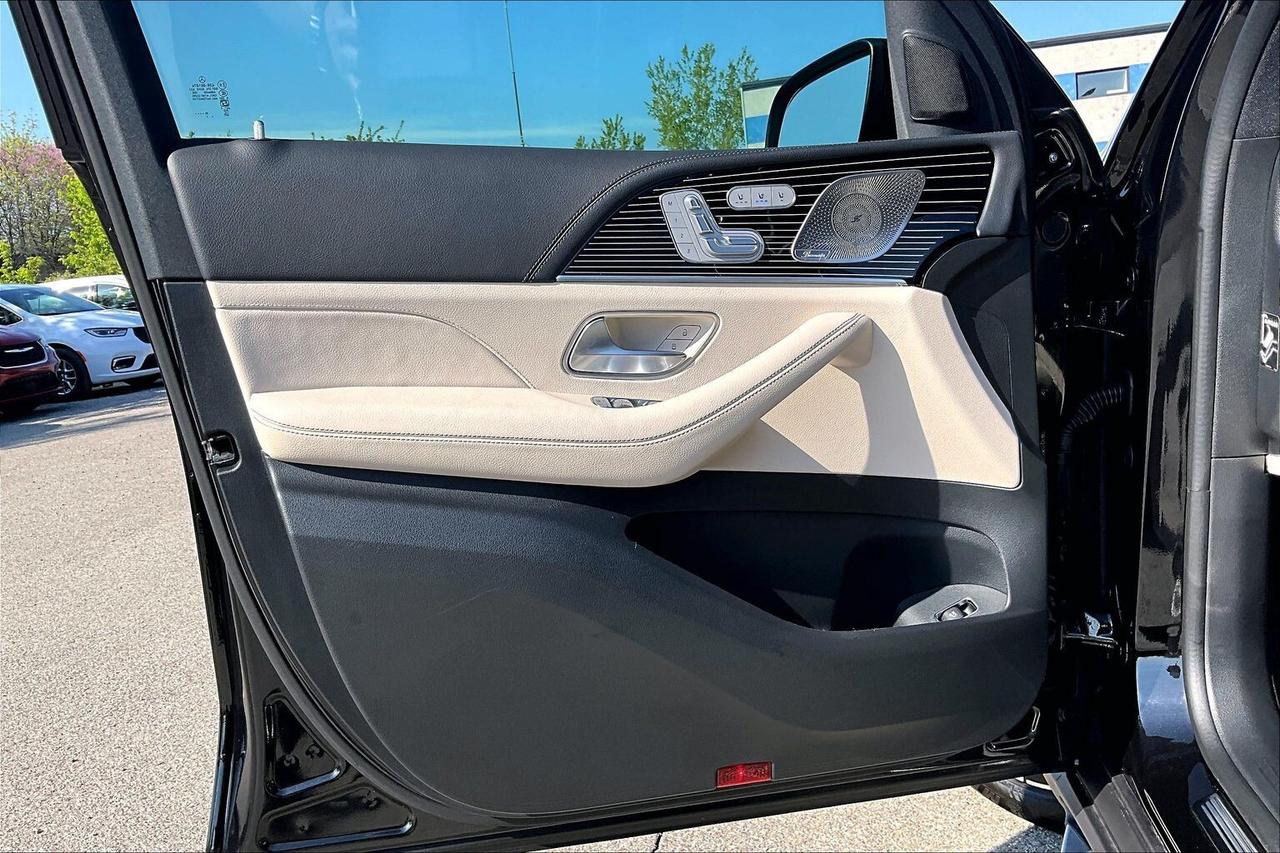 2026 Mercedes-Benz GLE GLE 450 | Exclusive Trim | Drive Assist Pkg | AWD Photo
