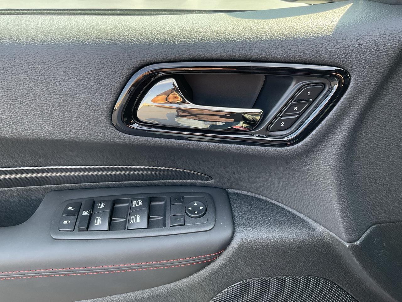 2023 Dodge Durango LEATHER / NAV / RMT START / BUCKET SEATS Photo
