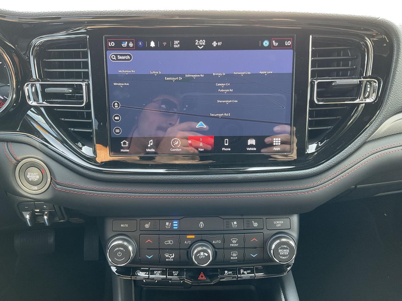 2023 Dodge Durango LEATHER / NAV / RMT START / BUCKET SEATS Photo