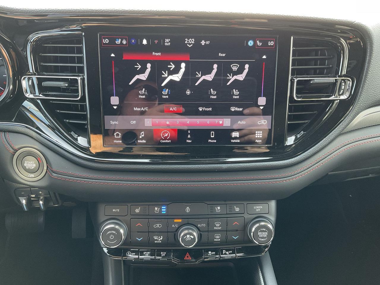 2023 Dodge Durango LEATHER / NAV / RMT START / BUCKET SEATS Photo