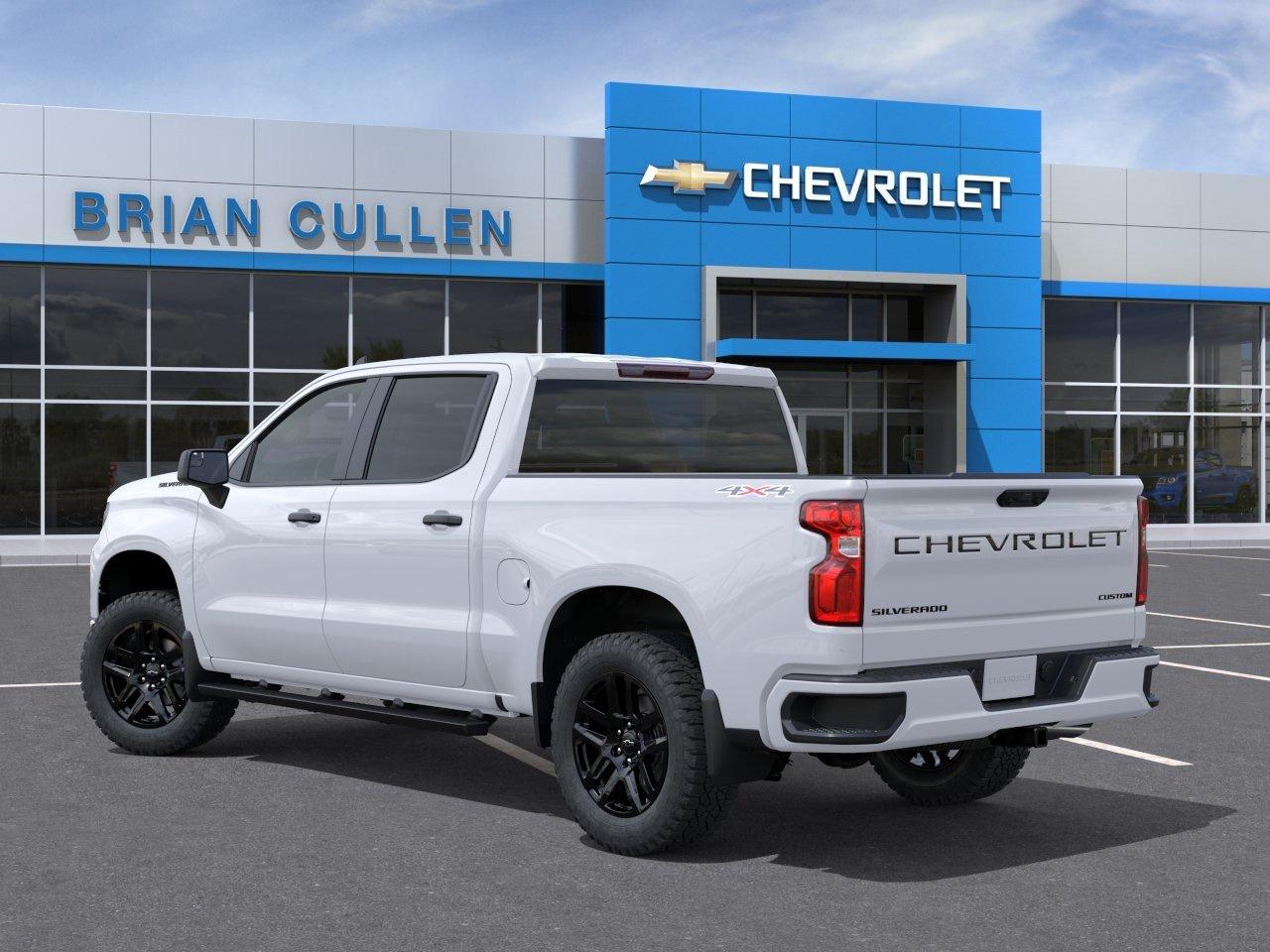 2026 Chevrolet Silverado 1500 Custom Crew Cab Short Box 4-Wheel Drive Custom Photo2