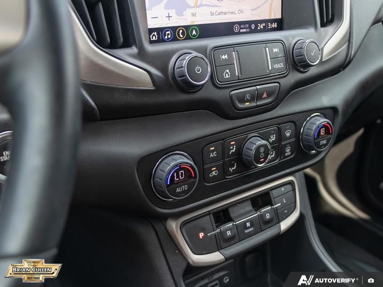 2024 GMC Terrain Denali AWD Denali Photo
