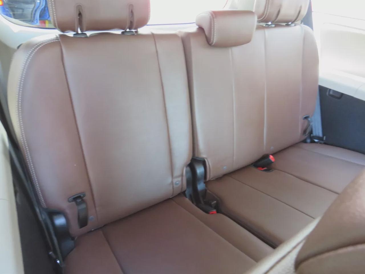 2015 Toyota Sienna Limited | Clean Carfax Report | 7 Passenger | Leather | Navigation | Sunroof | DVD Entertainment System | Photo