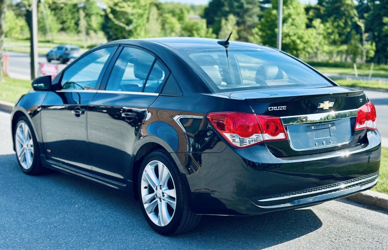 2014 Chevrolet Cruze 2LT Sedan FWD Photo