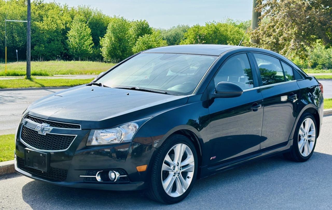2014 Chevrolet Cruze 2LT Sedan FWD Photo