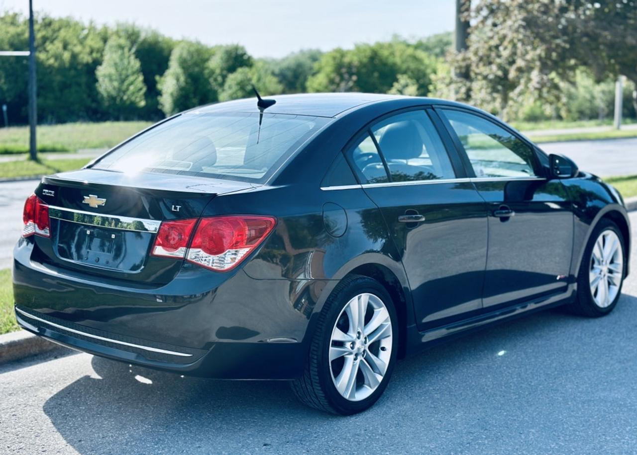 2014 Chevrolet Cruze 2LT Sedan FWD Photo