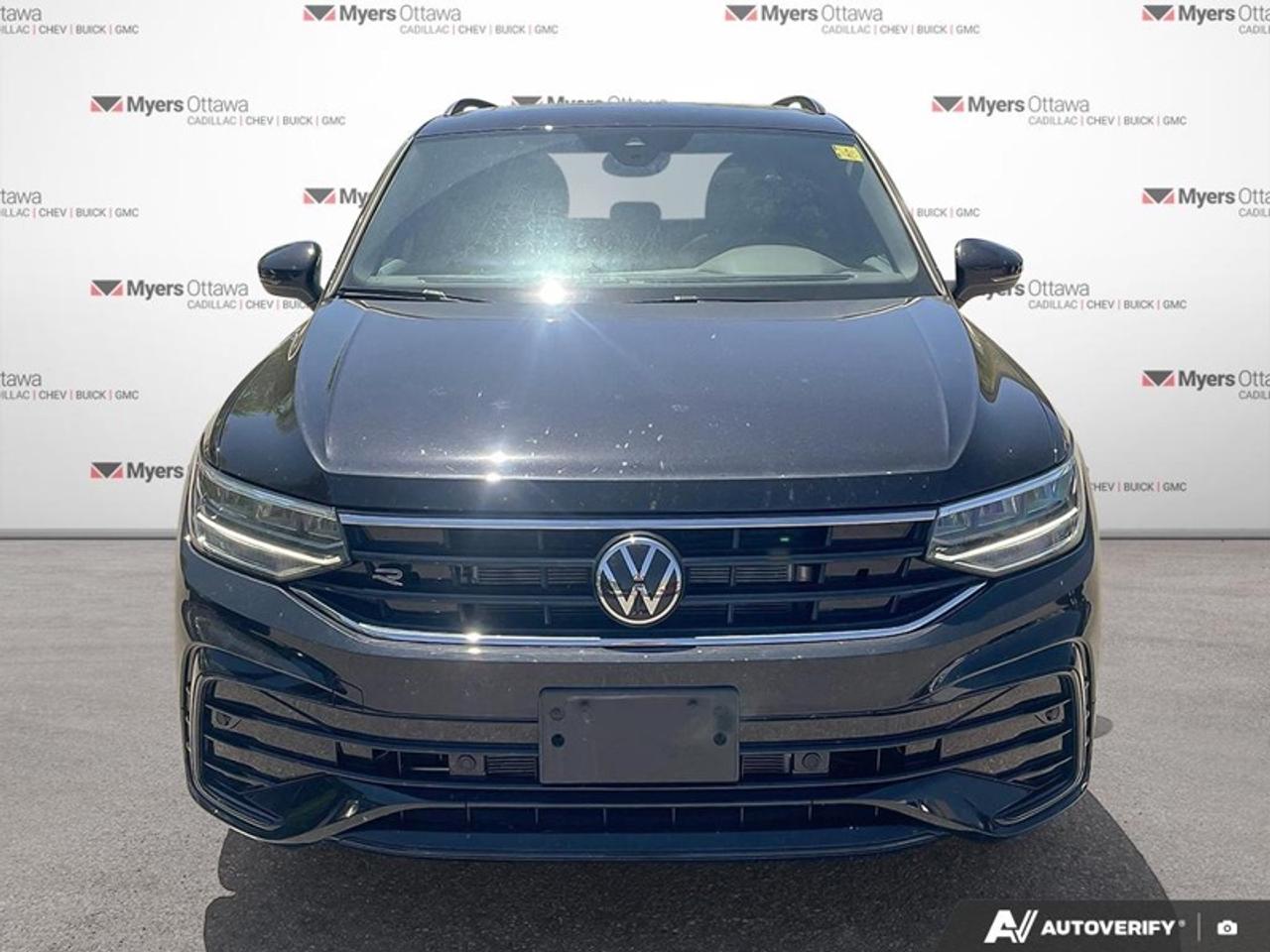 2024 Volkswagen Tiguan Comfortline R-Line Black Edition  COMFORTLINE, RLINE 4MOTION Photo