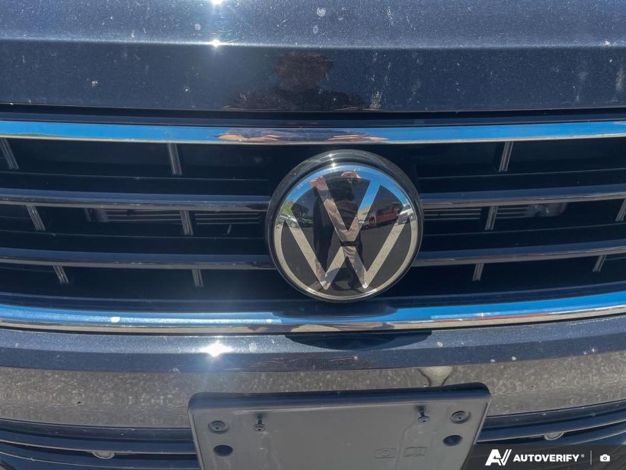 2024 Volkswagen Tiguan Comfortline R-Line Black Edition  COMFORTLINE, RLINE 4MOTION Photo