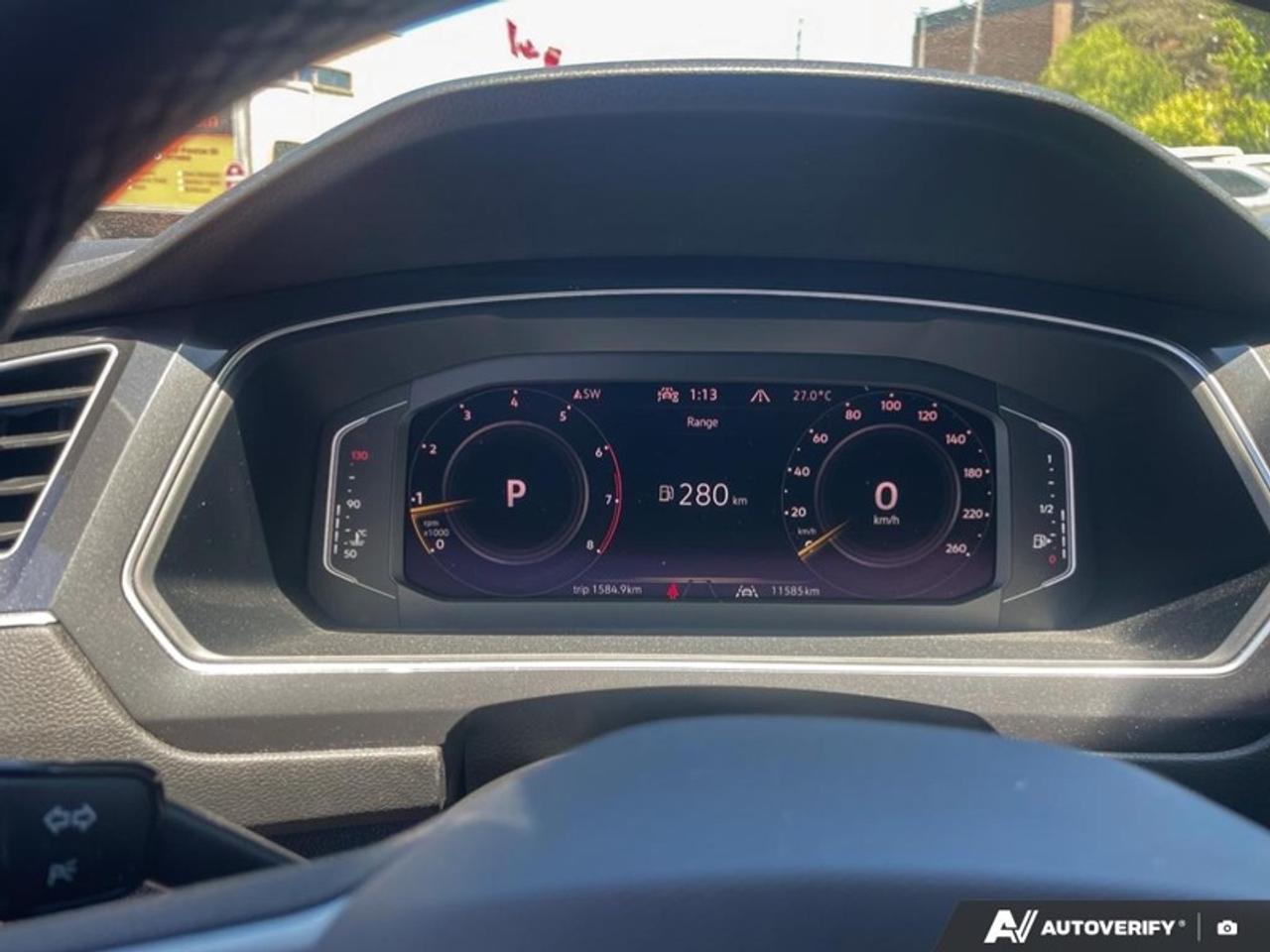 2024 Volkswagen Tiguan Comfortline R-Line Black Edition  COMFORTLINE, RLINE 4MOTION Photo