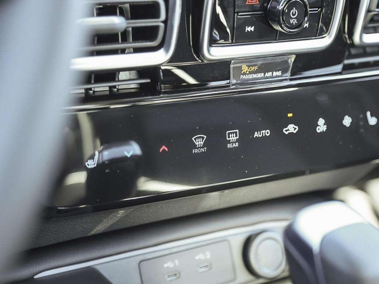 2026 Nissan Sentra SV  -  Heated Seats Photo