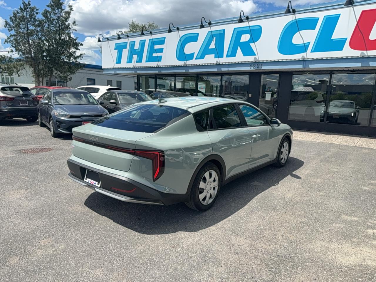 2025 Kia K4 LX