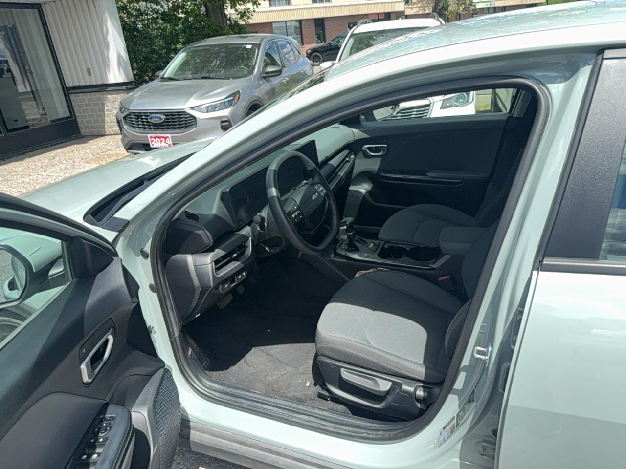 2025 Kia K4 LX