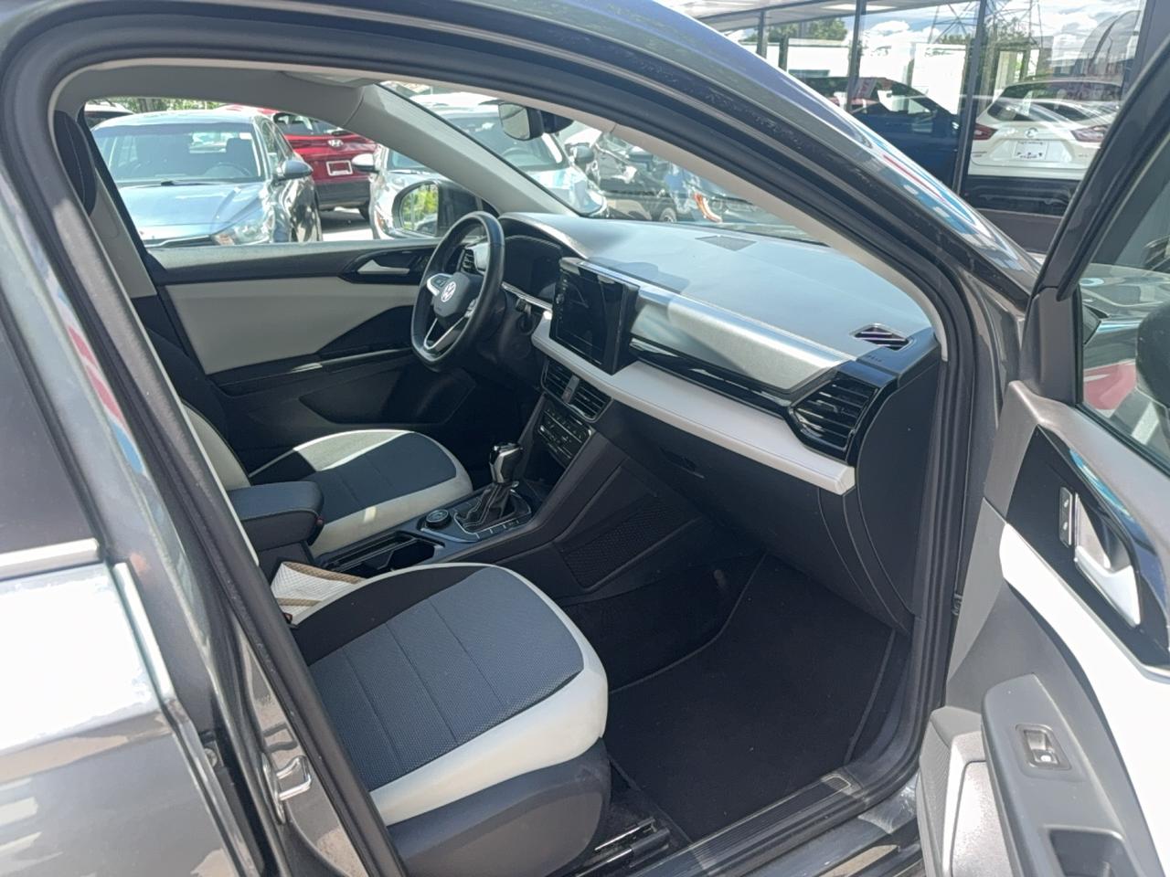 2025 Volkswagen Taos Trendline