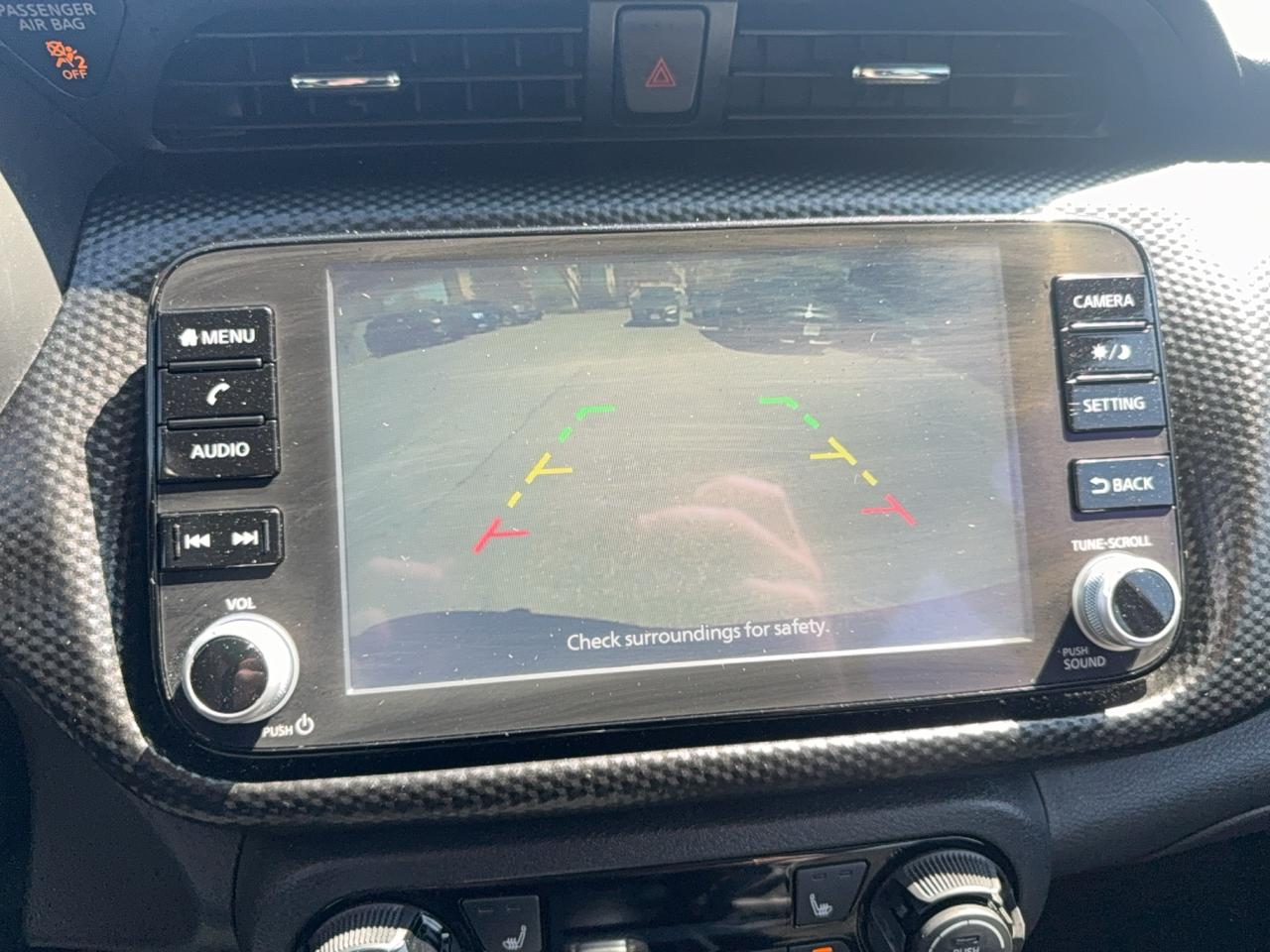 2025 Nissan Kicks Play SV