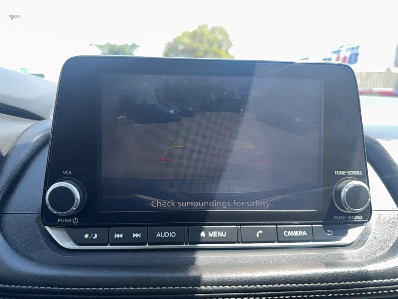 2025 Nissan Rogue SV MOONROOF
