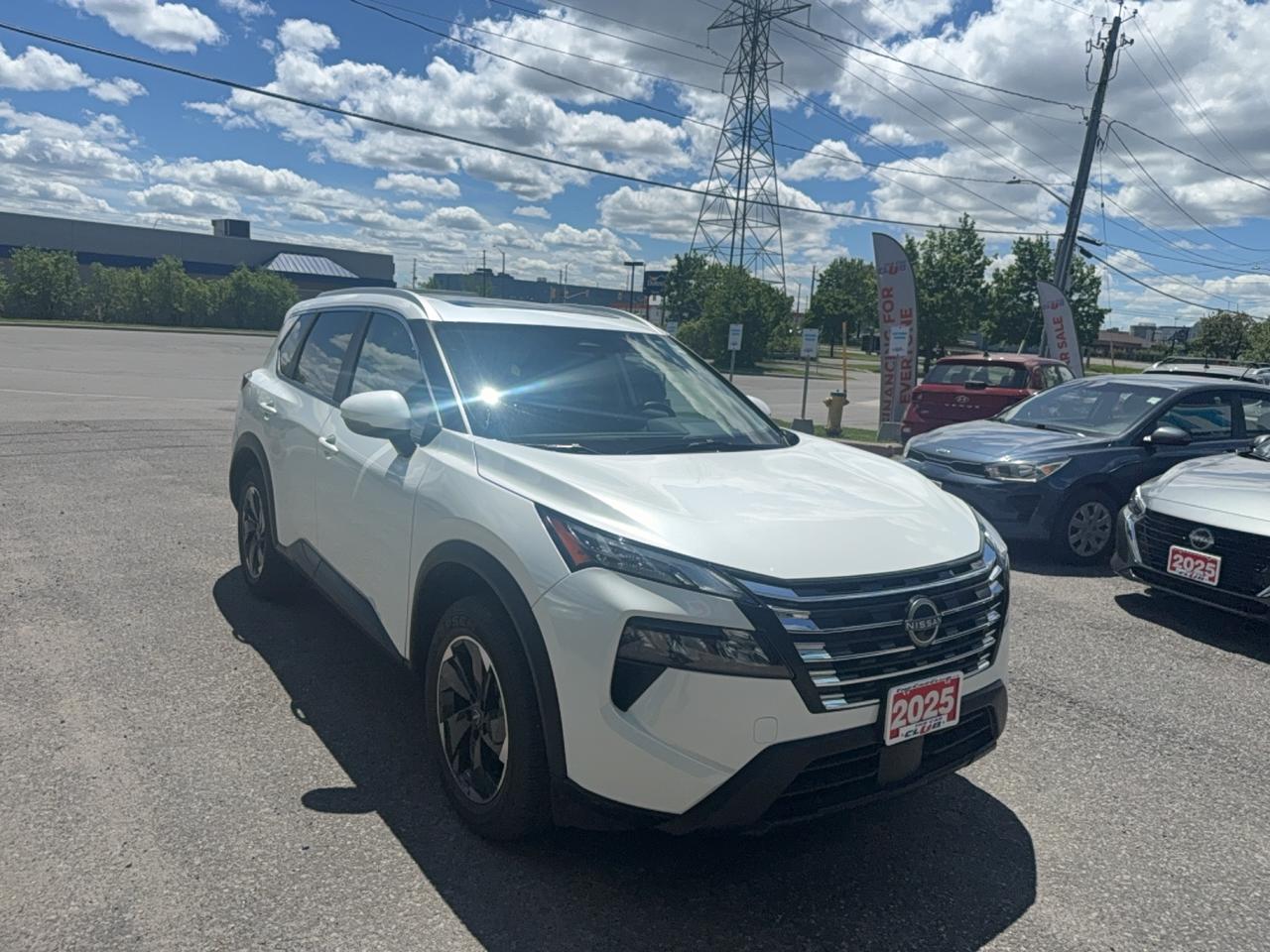 2025 Nissan Rogue SV MOONROOF